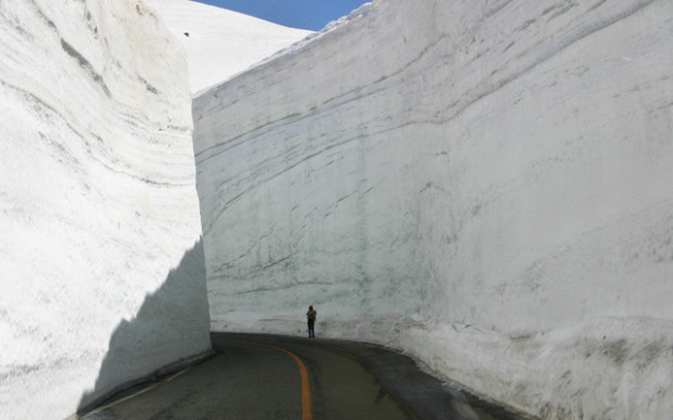 Tateyama Kurobe Alpine Route.