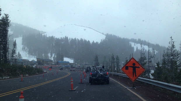 Driving up Cascades Lakes Highway to Bachelor on Sat morning