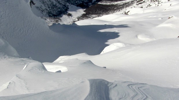 Looking down the upper spines of Alaskita today.