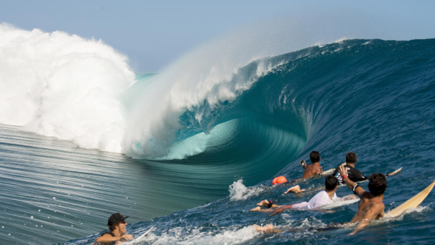 A bomb today at Teahupoo, Tahiti.