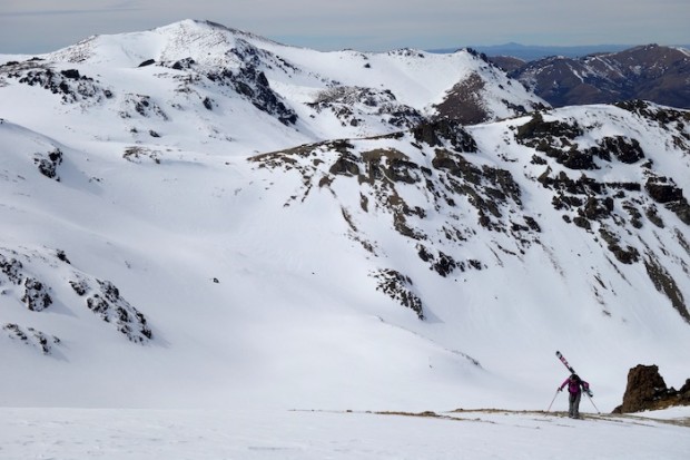 Huere hiking to the summit.