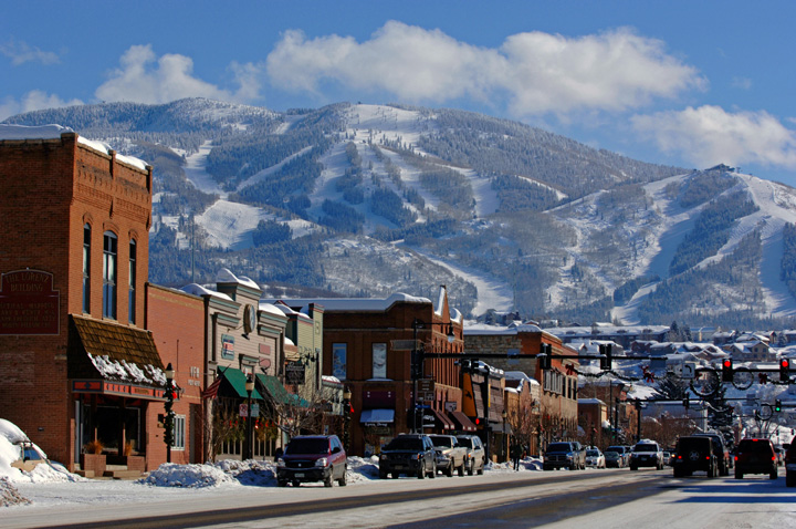 Steamboat Springs = Ski Town, USA