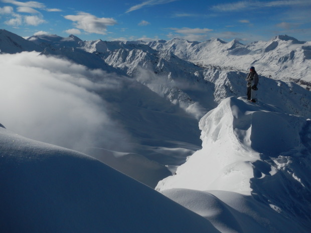 Above the clouds, Checking out the view from top of Obergurgl, Foto: Irian van Helfteren