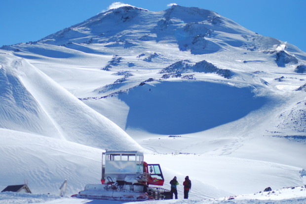 Cat skiing Chillan.