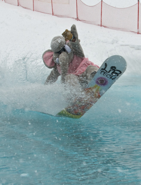 Snow-King-Pond-Skim-2013