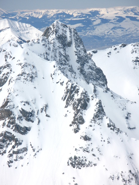 Beehive Basin is a popular back country ski area in the Gallatin National Forest. (goskiing.wordpress.com)