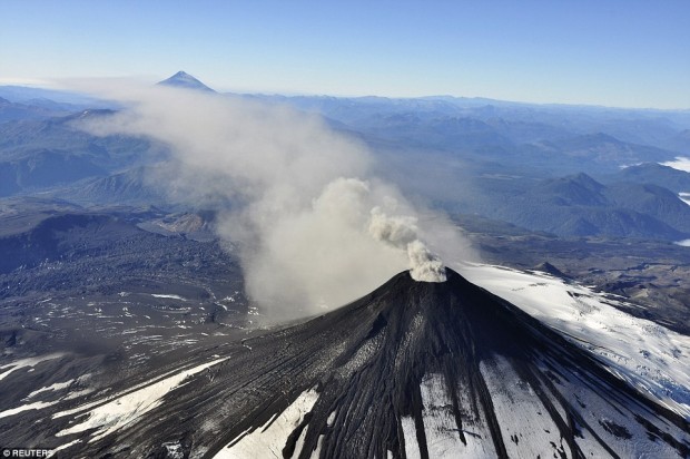 Smoking on Villarica in March 3rd, 2015.