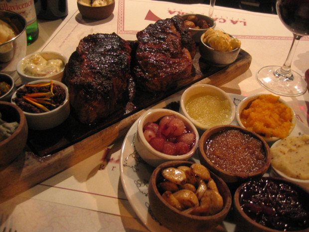 Bife de lomo y Malbec = yes.