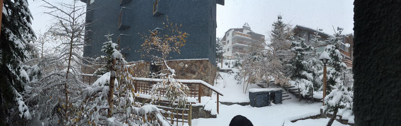 Huge snowfall today at La Parva! // photo: La Parva Ski Resort