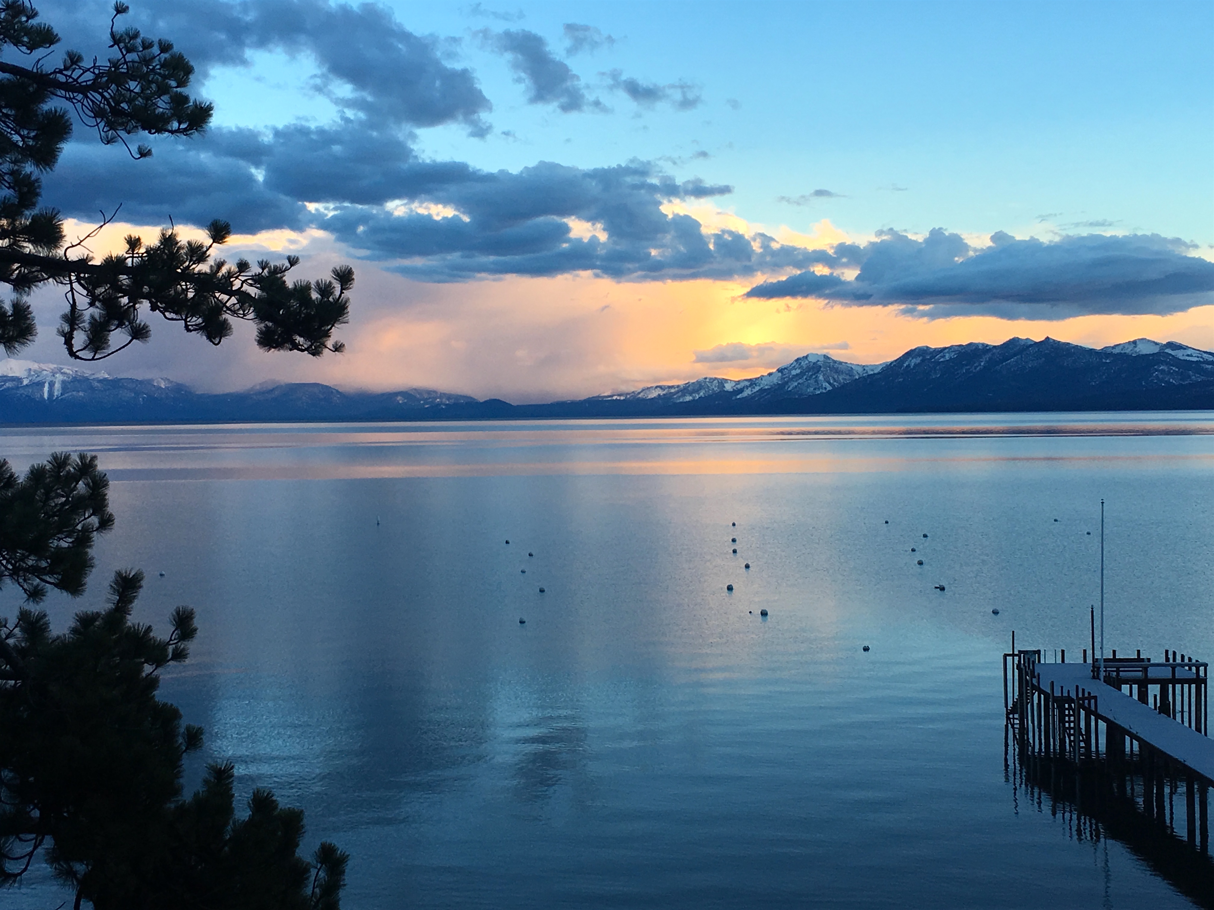 Lake Tahoe this morning. photo: yimmers/snowbrains