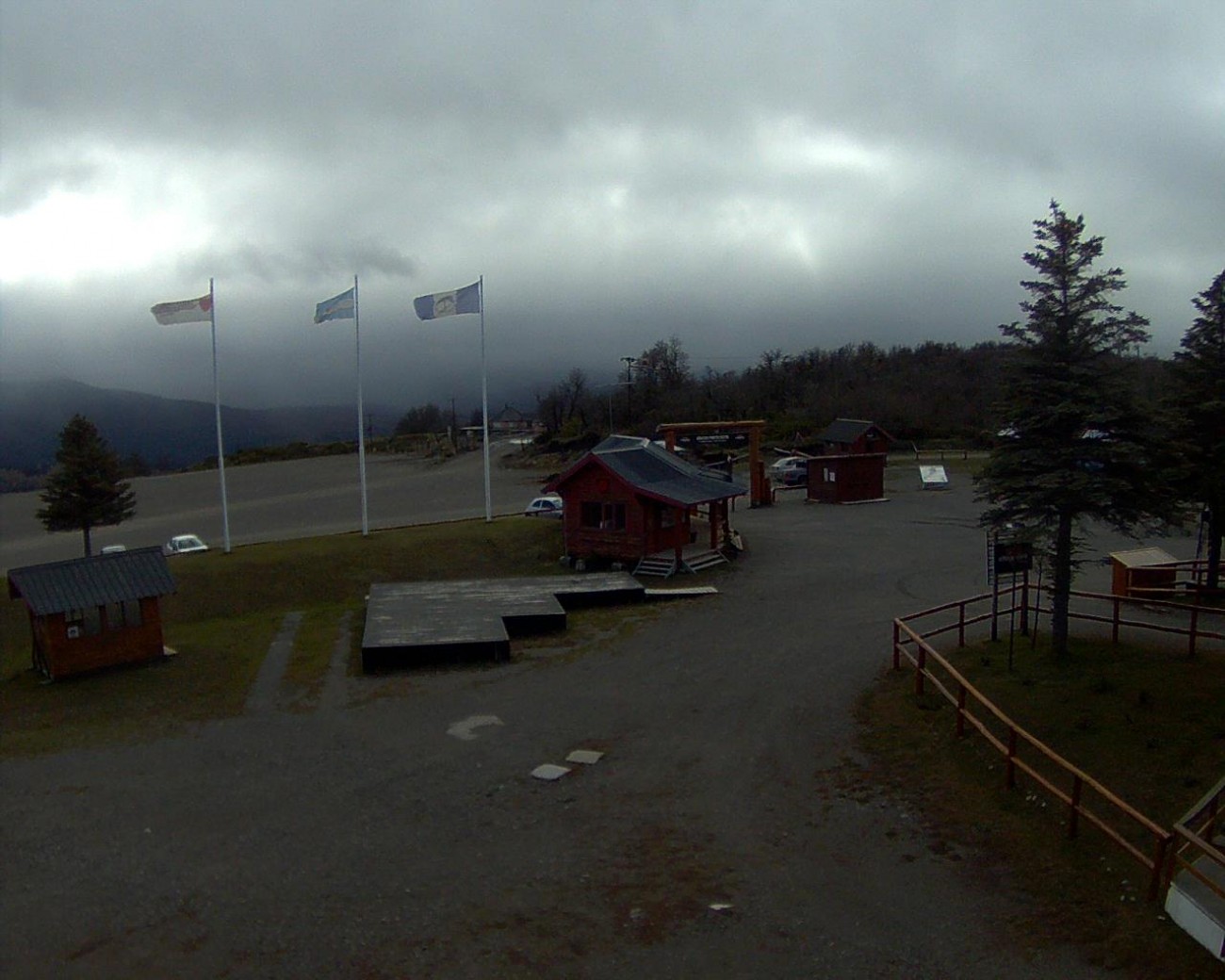 Chapelco's base. No snow.