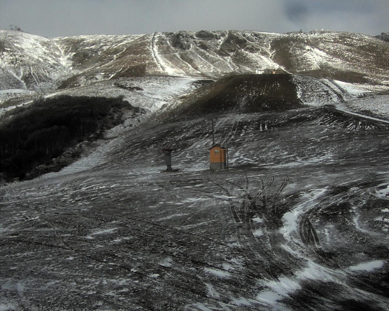 Chapelco mid-mountain. A good base layer, but nothing more.