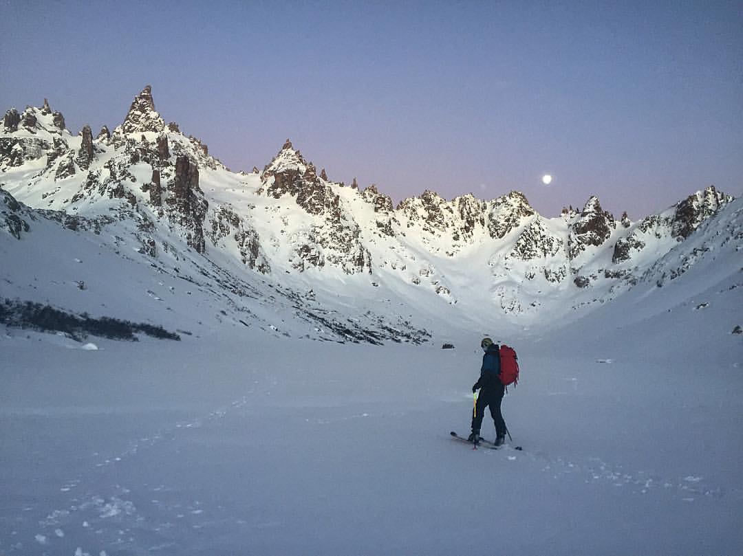 Moonset over Refugio Frey