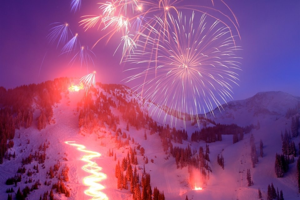 alta_ski_area_fireworks-min