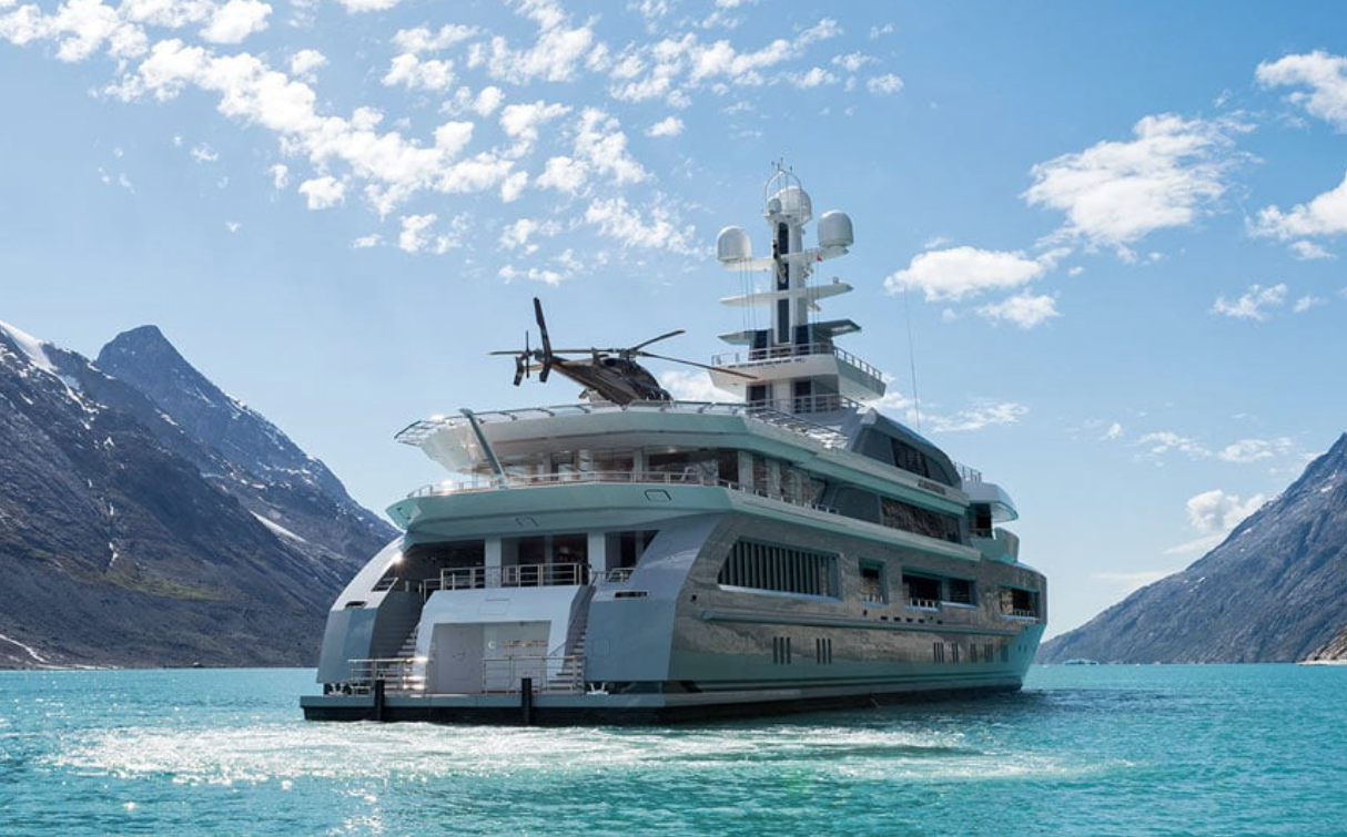 superyacht, heli-skiing, luxury, chalet