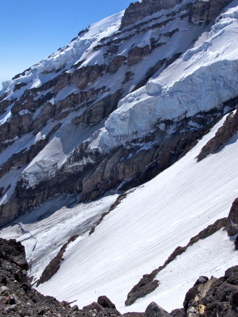 Gibralter Chute with Nisqually ice cliff