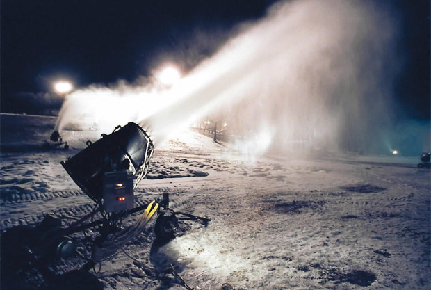 MONTAGE MAKES SNOW