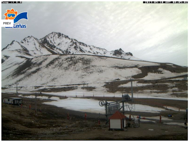 Las Lenas webcam today at 10am.  Already 13ºC.