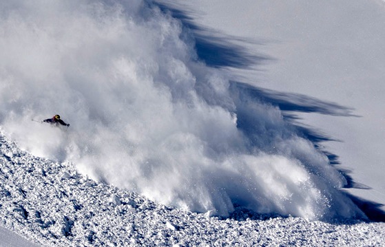 skier avalanche