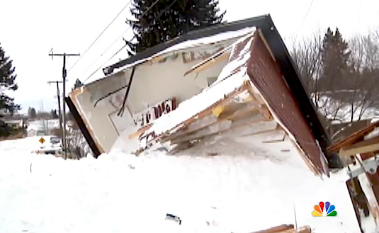 avalanche buries homes