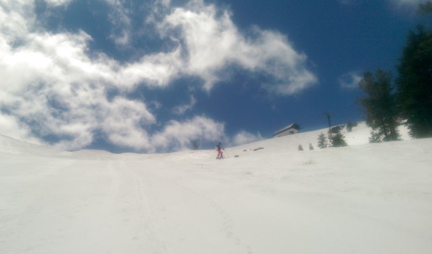 Blue skies to end our hike!