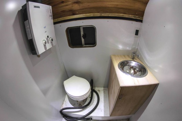 Gotta have a bathroom.  La Chanchita