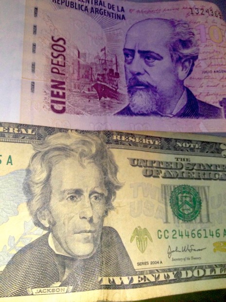 USD and Argie peso