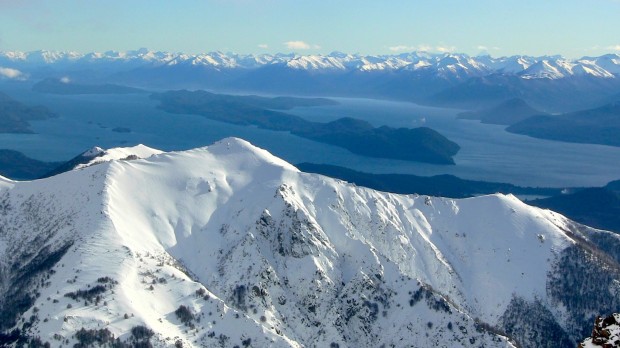 Lake Nahuel Huapi y Bella Vista peak today.  