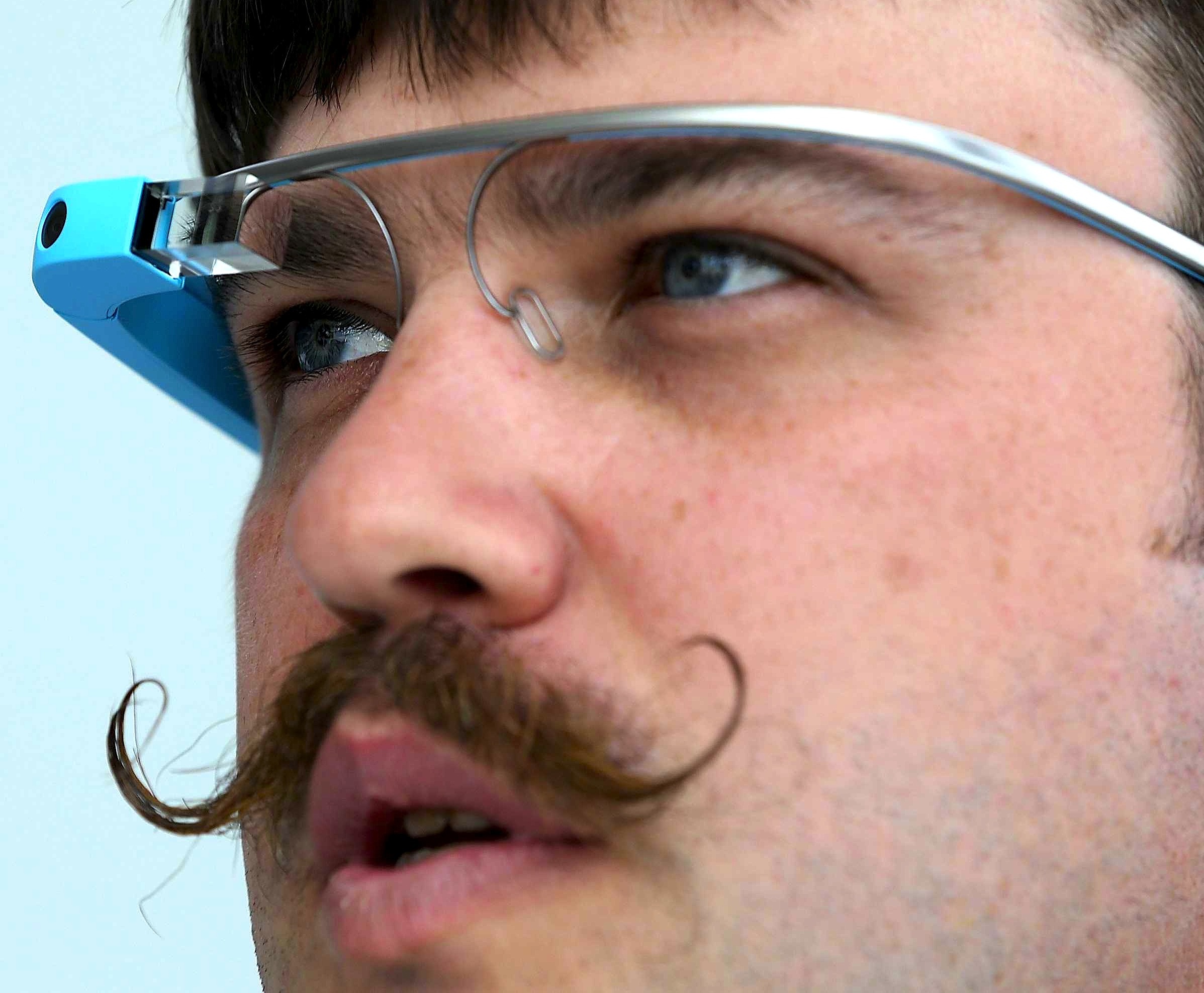 Bro!! Google Glass!!!