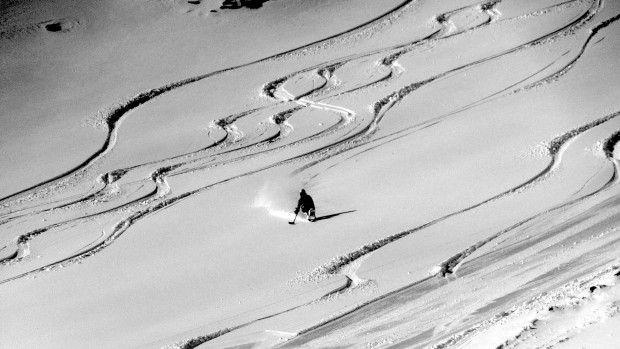 Sit skier crushing chair 3 pow this am.
