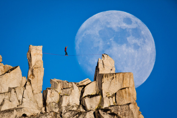 Dean's famous high line moon shot.