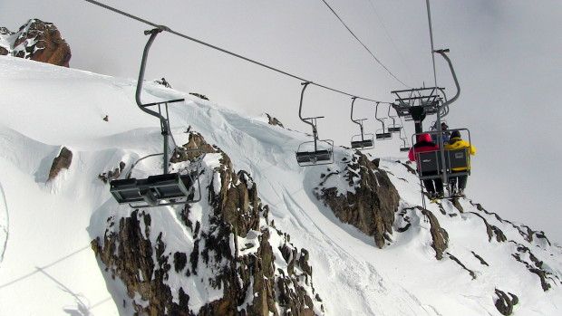 Del Bosque chair today with some fresh tracks.
