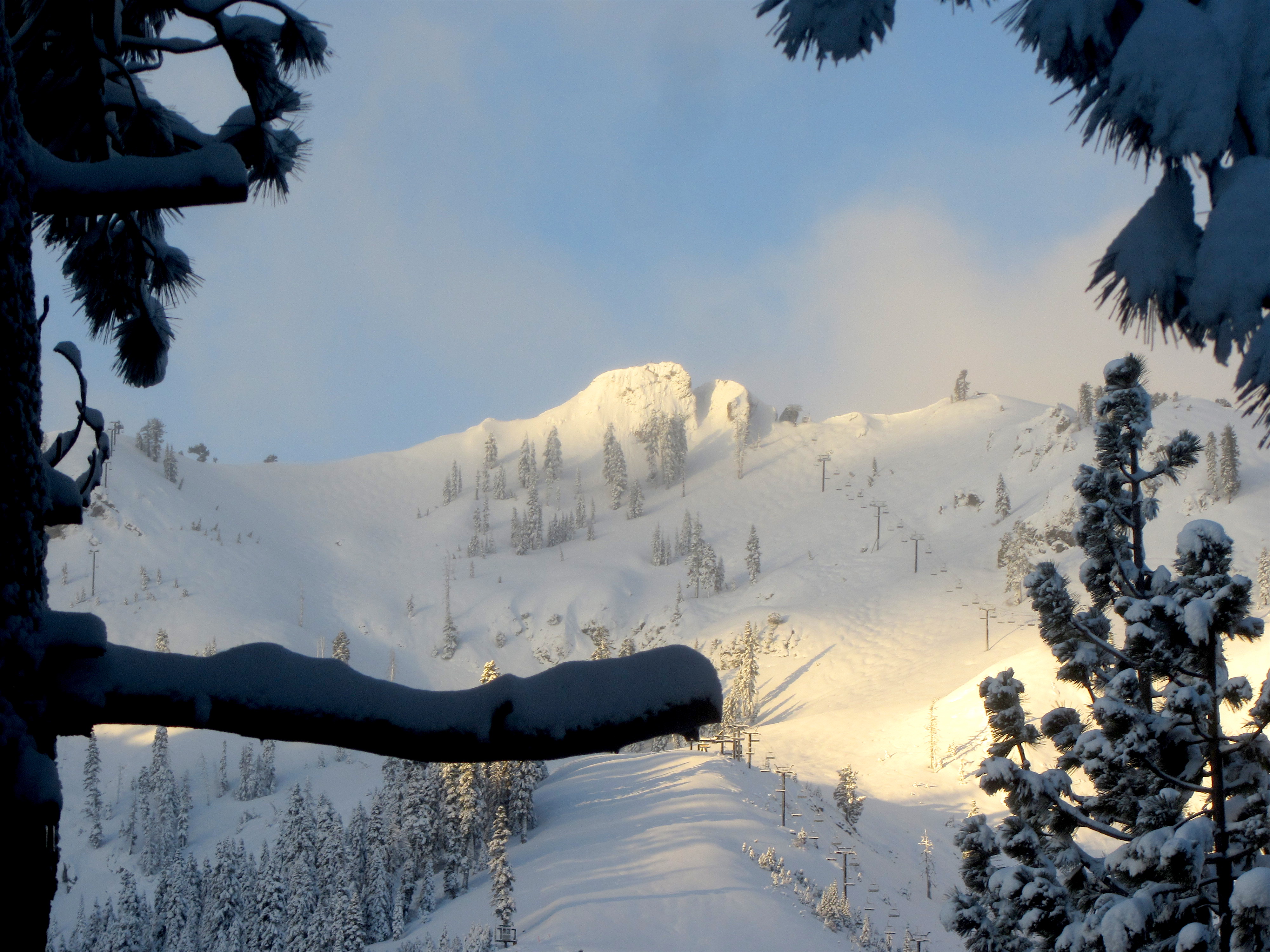 KT-22 at Squaw on April 23rd, 2016. photo: miles clark/snowbrains