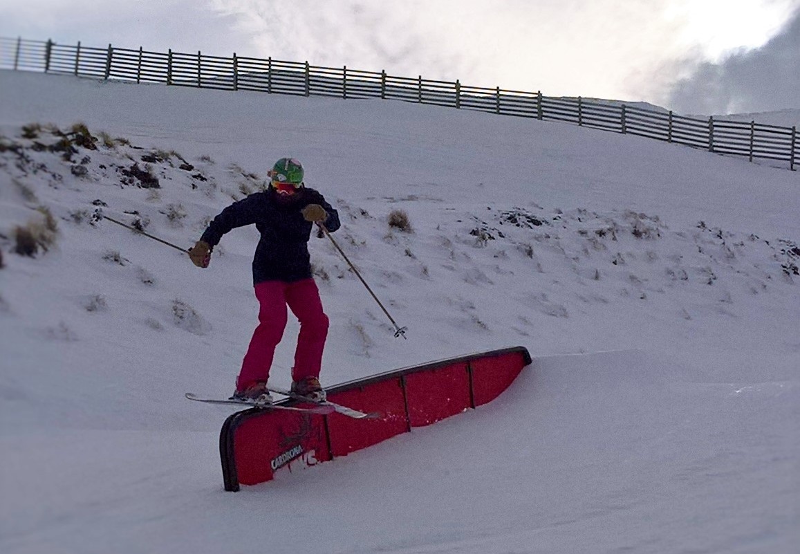 Athlete @_mariankrogh trying a new rail Lil Bucks Park