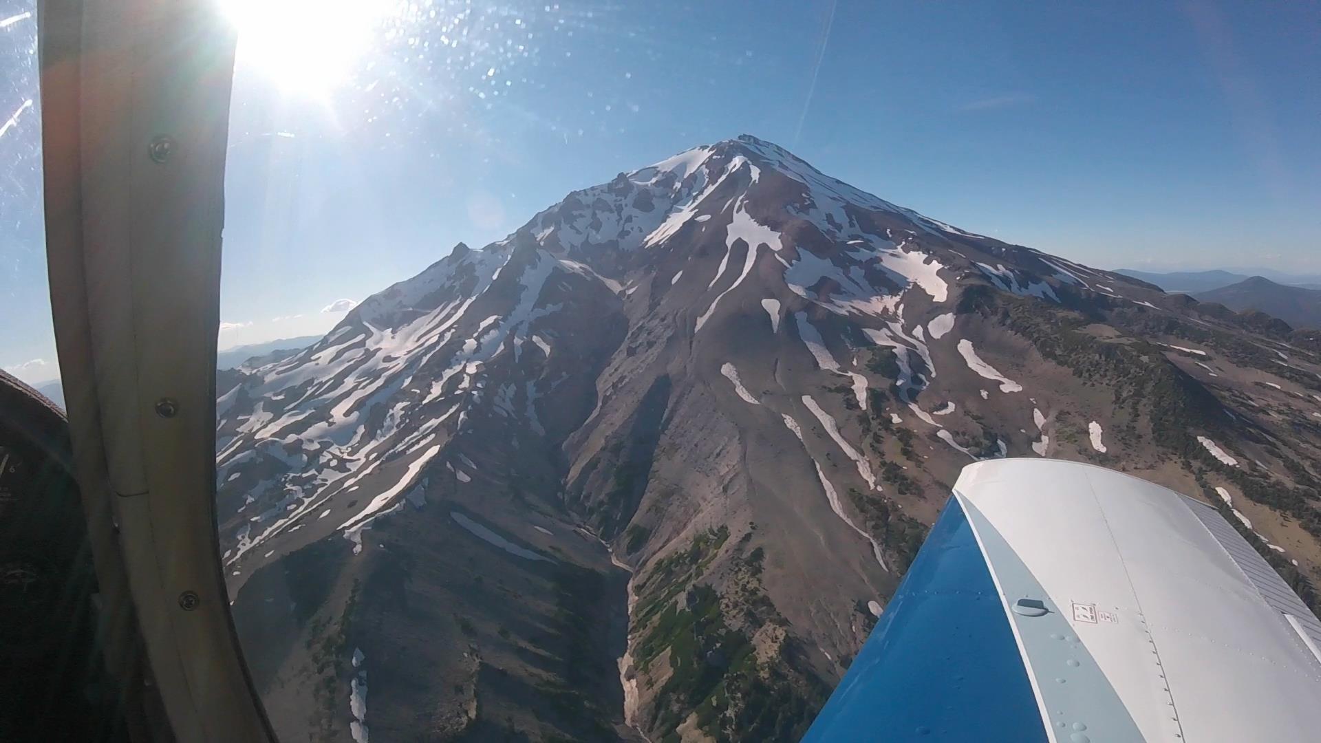 "The East side! Mud Creek Canyon with the Clear Creek route bordering right. The route is almost completely melted out." - Mt. Shasta Avalanche Center