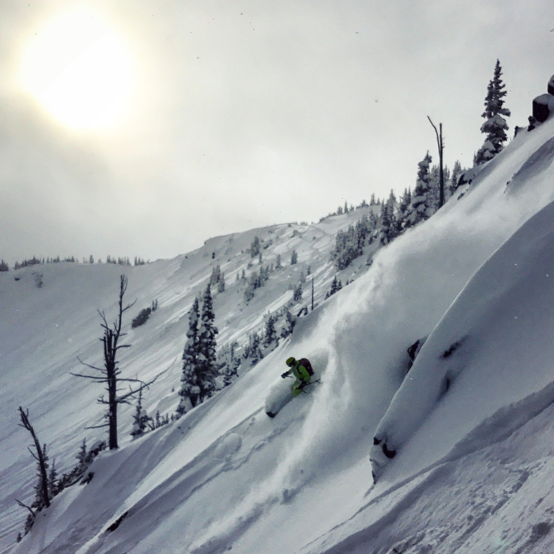Powder fat skis sluffs