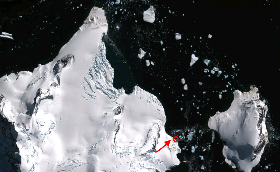 Ronge Island. Red Circle = landing/pick up. Red Arrow = lines skied.