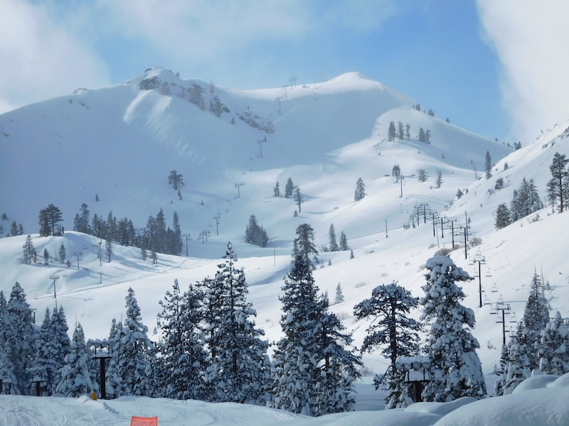Headwall is looking fat and fun today. photo: snowbrains