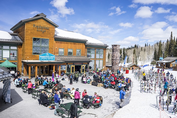 Grand Targhee spring skiiing gaper day