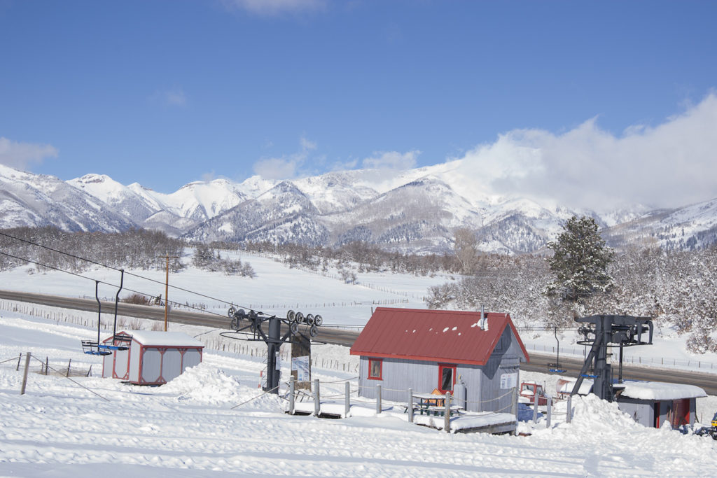 hesperus, lack of snow, suspends operations
