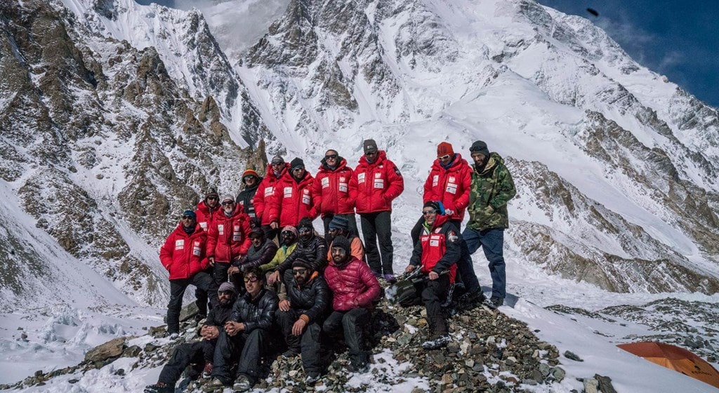 k2, winter summit attempt, abandon, avalanche