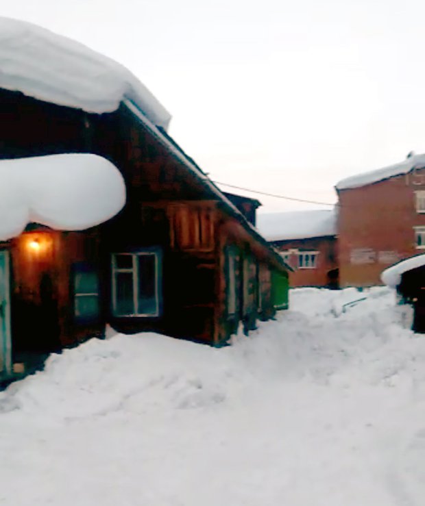 russia, buried, snow, roof slide
