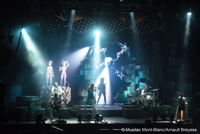 Shaka Ponk's wild visual effects and energetic stage presence wowed the crowd.