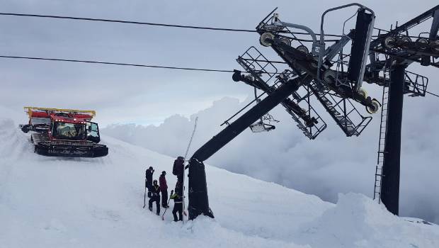 avalanche, New Zealand, chairlift, Truro