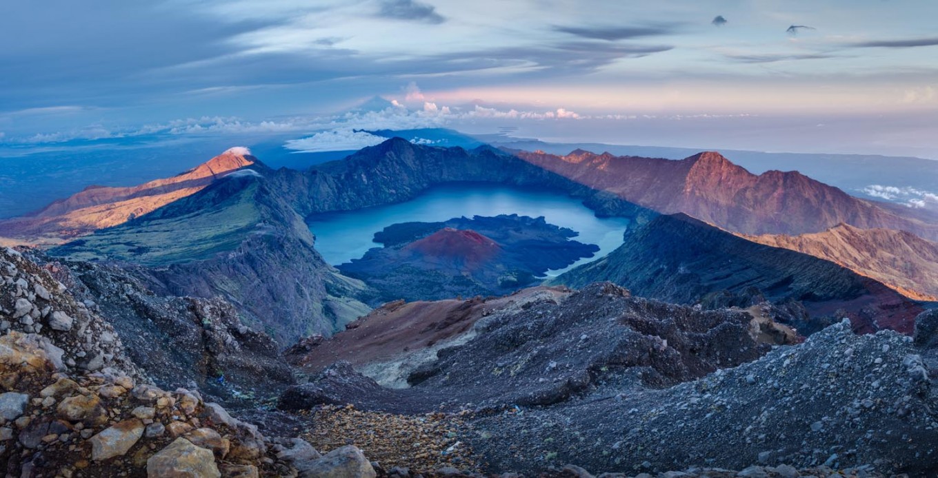 mount rinjani, volcano, rescue, indonesia