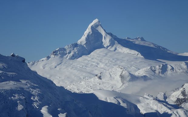 mt aspiring, New Zealand, climber, rescued