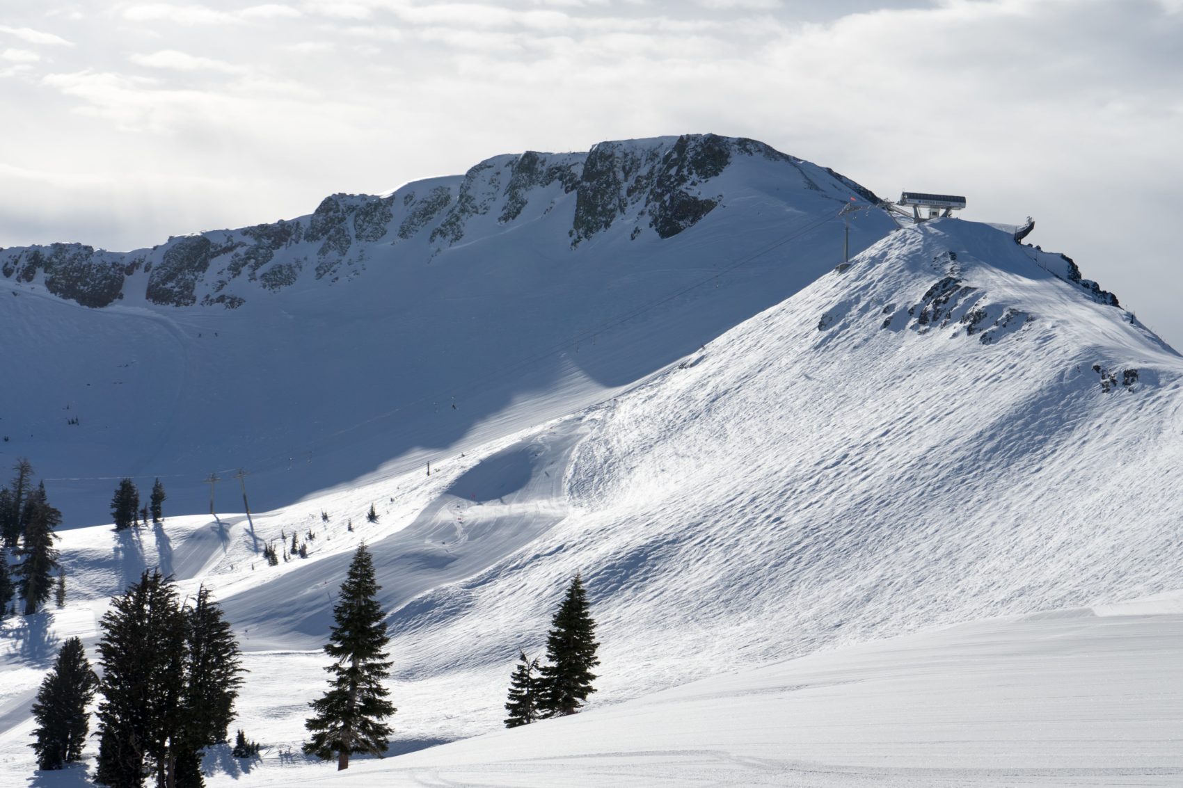 Neat groomers and tracks off piste