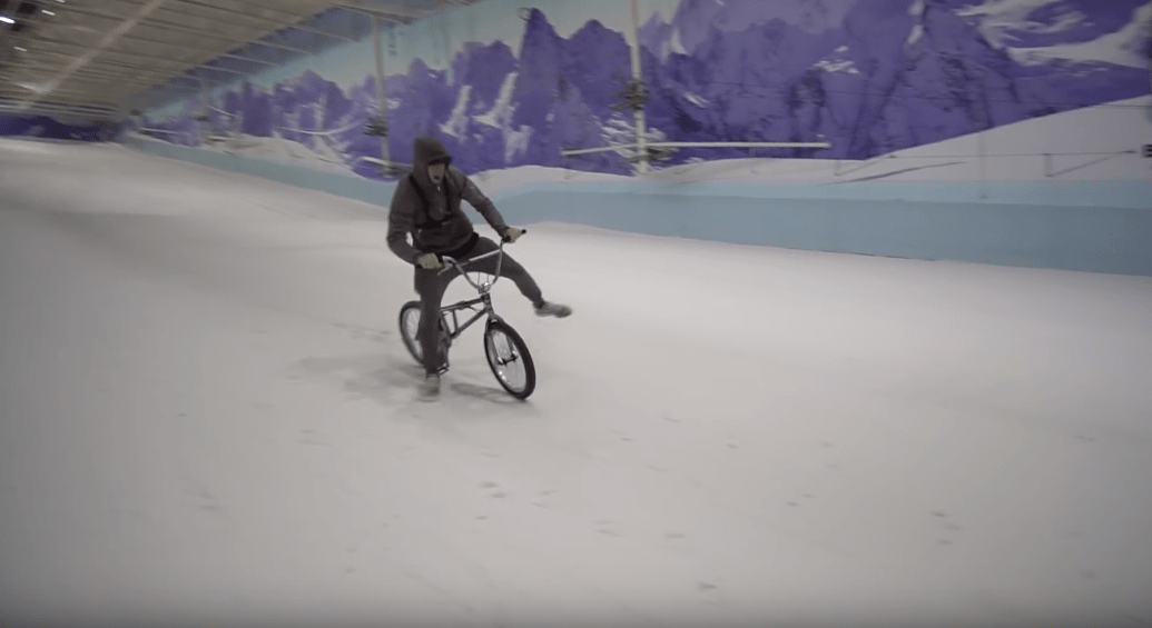 youtube, indoor ski slope, uk, Europe