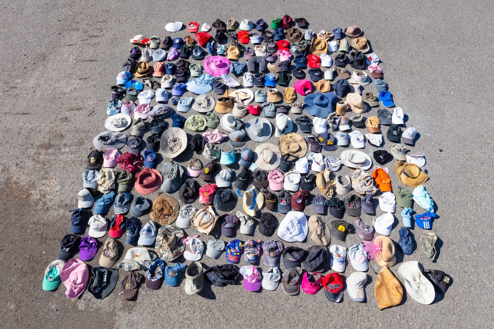 Yellowstone, hats, litter,
