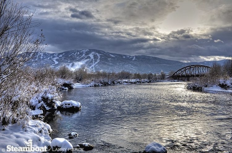Steamboat opening